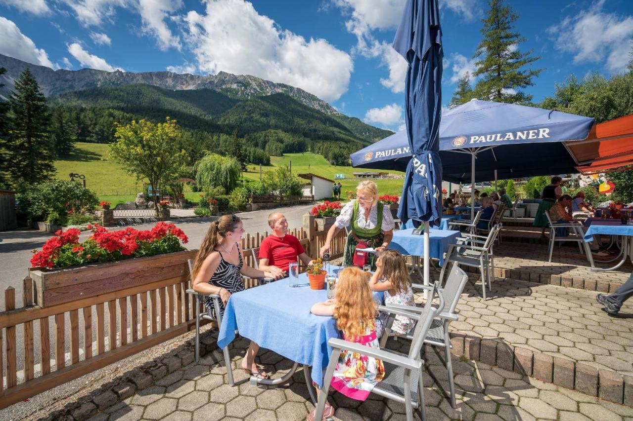Hotel-Restaurant Forellenhof Puchberg am Schneeberg Exteriér fotografie