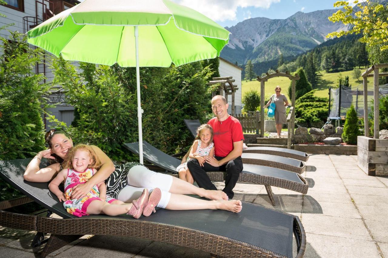 Hotel-Restaurant Forellenhof Puchberg am Schneeberg Exteriér fotografie