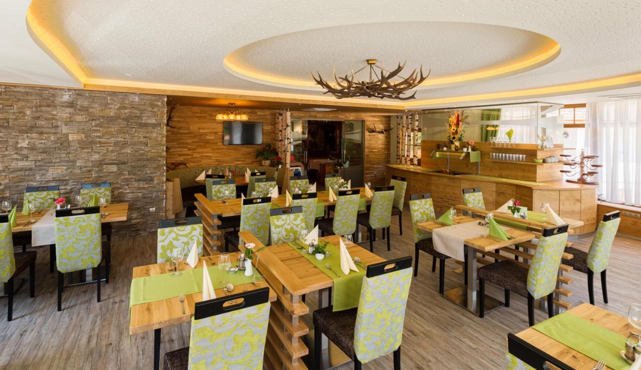 Hotel-Restaurant Forellenhof Puchberg am Schneeberg Exteriér fotografie